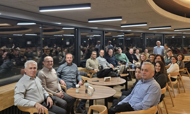 Fotograf İçin Tıklayınız