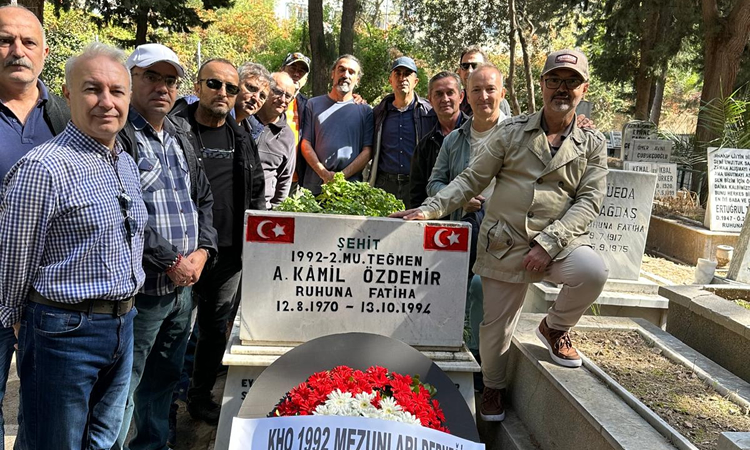 Şehit Ahmet Kamil ÖZDEMİR'i Kabri Başında Andık